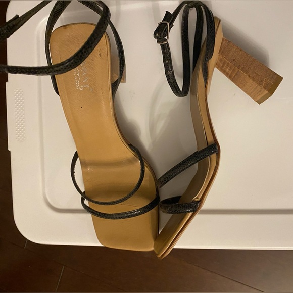 Black snakeskin heels made in Italy size 37 - Picture 1 of 7